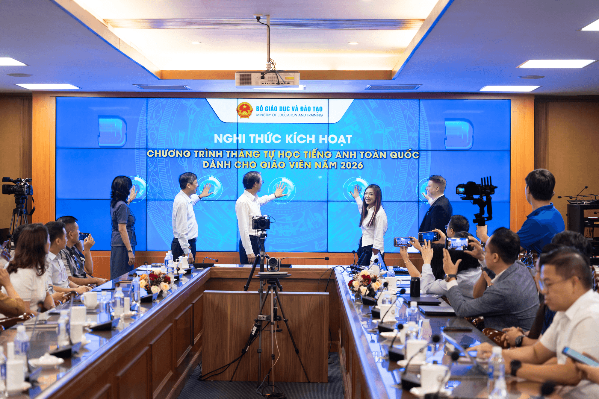 Tự học tiếng Anh cho giáo viên 2026: Bộ GD&ĐT phát động phong trào toàn quốc, đẩy mạnh ứng dụng AI